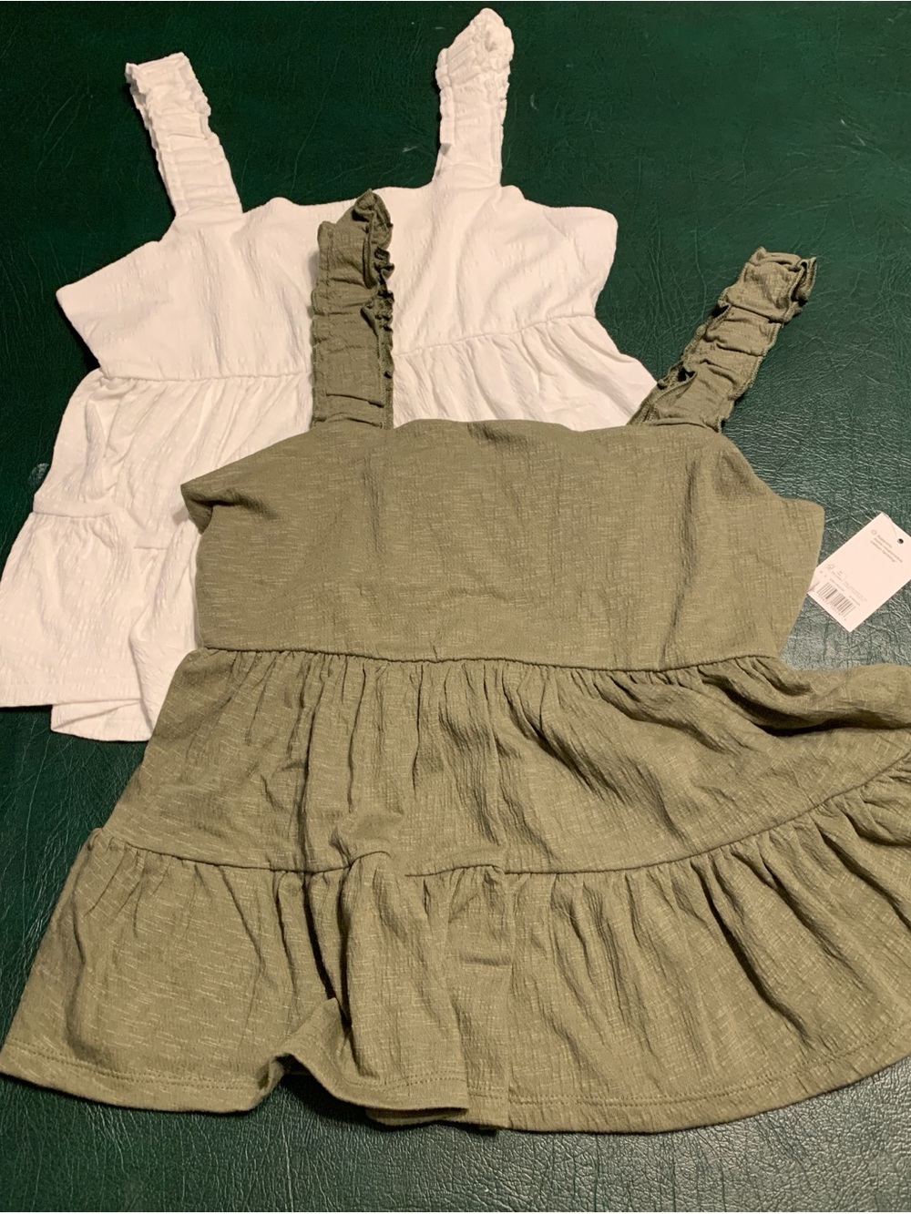 Women’s Tiered Ruffle Strap Tank Top XL 1 army green 1 white